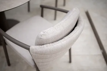 Barolo dining stoel incl. 2 kussens detail, 4 Seasons Outdoor, tuinmeubels.nl