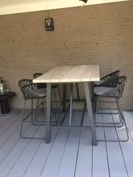 Ordelijk PapoeaNieuwGuinea Piket Bartafel Derby 160x90x105cm 4 Seasons Outdoor - Tuinmeubels.nl