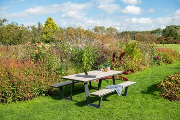 Bell picknick set 280x178xH75 sfeerbeeld, Garden Impressions, tuinmeubels.nl