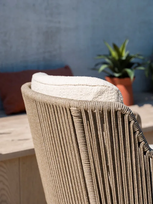 Bernini dining stoel terre incl. 2 kussens detail, 4 Seasons Outdoor, tuinmeubels.nl