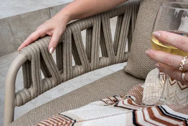 Calma loungeset 3-delig latte detail bank, 4 Seasons Outdoor, tuinmeubels.nl