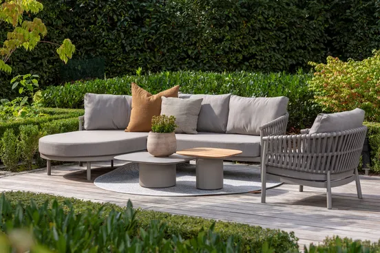 Catalana loungeset incl. tafeltje sfeerbeeld, 4 Seasons Outdoor, tuinmeubels.nl