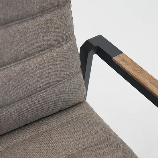 Donna verstelbare stoel met kussen woodlook arm, Sens-line, Tuinmeubels.nl