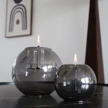 Globus Candle 15 Graphite sfeerbeeld, Tenderflame, tuinmeubels.nl