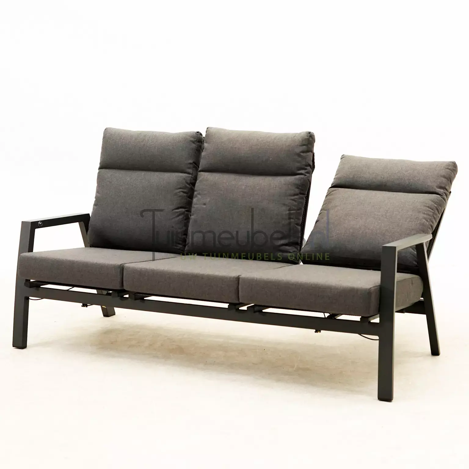 toeter Nathaniel Ward Ale Lesli Living Loungebank Ohio 3-pers - Tuinmeubels.nl