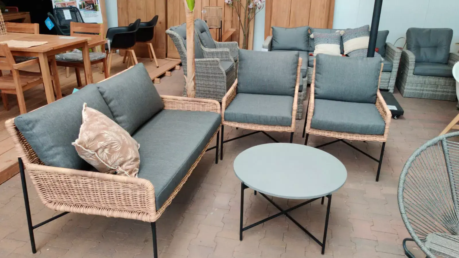 meten zwaard Lief Loungeset Kane 4 pers - incl. tafel - Tuinmeubels.nl