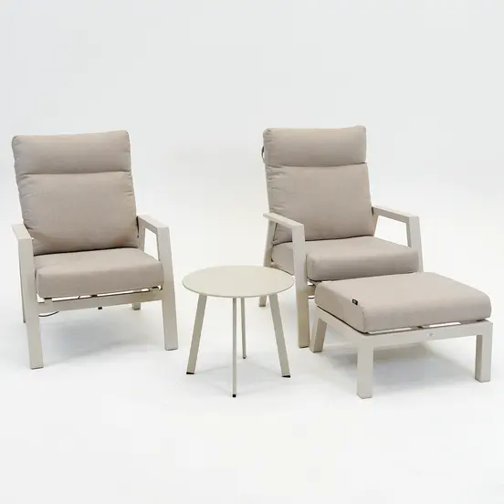 Loungeset Ohio Crème met 2 down town voetenbankjes en tafeltje - afbeelding 1