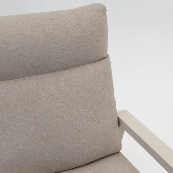 Loungeset Ohio Crème met 2 down town voetenbankjes en tafeltje - afbeelding 4