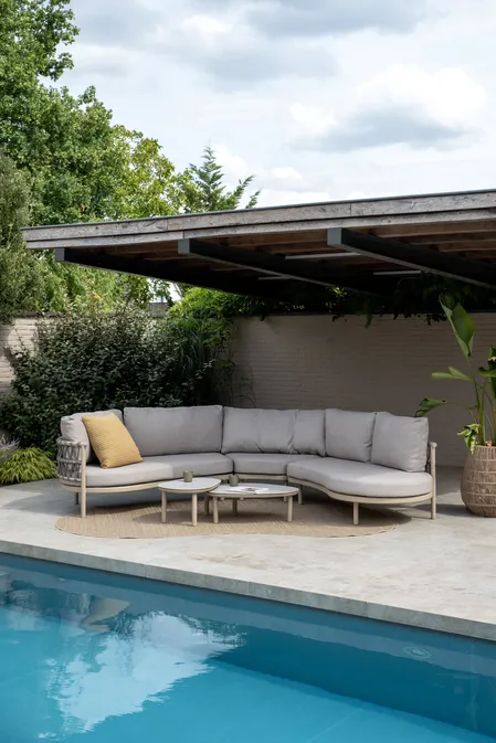 Piacenza loungeset 3-delig latte sfeerbeeld, 4 Seasons Outdoor, tuinmeubels.nl