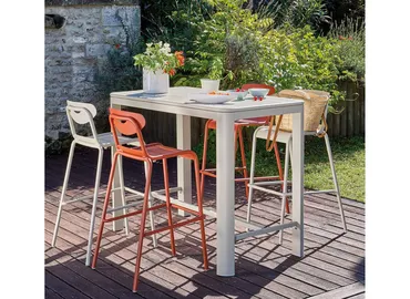 Smiley barstoel creme sfeer, Fermob, tuinmeubels.nl