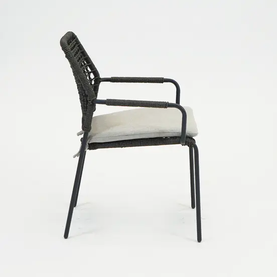 Swifty dining stoel c.black/ TPU grey/ valley sand zijkant, Garden impressions, tuinmeubels.nl