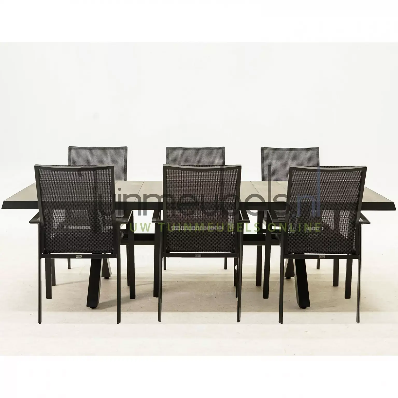 Tuinset Delia hoge rug met Castilla negro kruispoot 240cm tafel