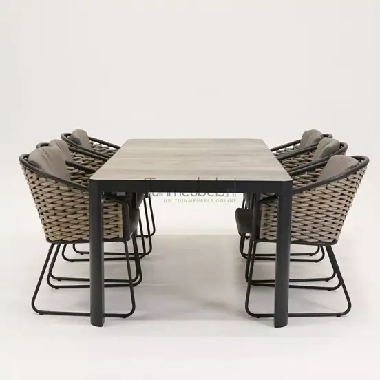 Tuinstoel Bo dining met Castilla negro 220 x 90 cm, tuinmeubels.nl, foto 3
