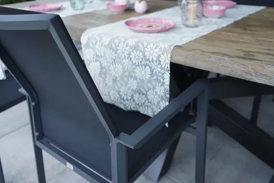 Tuinstoel Delia hoge rug alu text. zwart sfeer, Vita, Tuinmeubels.nl