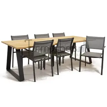 Tuinstoel Tosca dining met Basso 240 teaktafel, tuinmeubels.nl, foto 1
