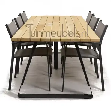Tuinstoel Tosca dining met Basso 240 teaktafel, tuinmeubels.nl, foto 3