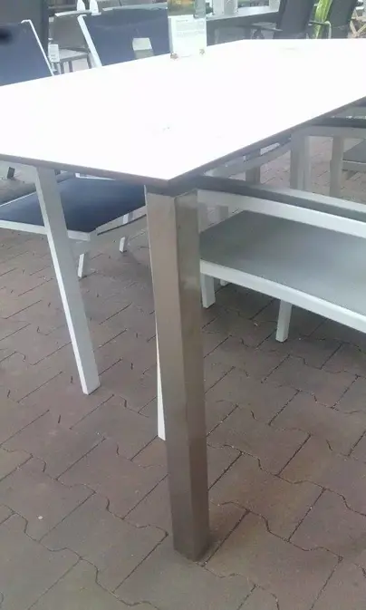 Tuintafel Extreme Wit/RVS www.tuinmeubels.nl