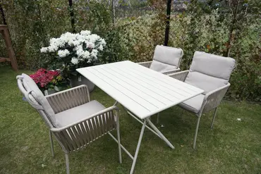 Tuintafel globe 110x70 crème sfeer, Vita, tuinmeubels.nl