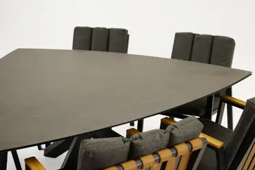 Tuintafel Triangel 170 cm kruispoot detail set, Vita, tuinmeubels