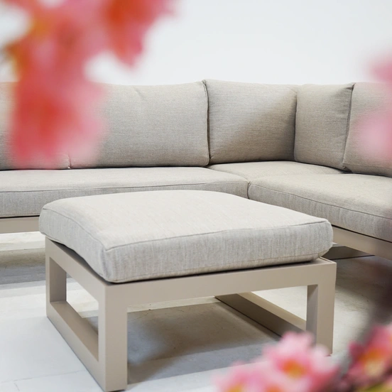 Vita Grosso hoekbank 4-delig beige sfeerfoto, vita, tuinmeubels