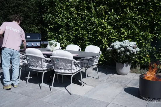 Vita Palma diningstoel sfeer, Vita, Tuinmeubels.nl