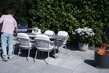 Vita Palma diningstoel sfeer, Vita, Tuinmeubels.nl