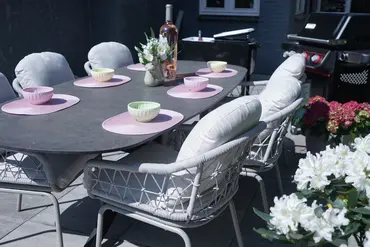 Vita Palma diningstoel sfeer schuin, Vita, Tuinmeubels.nl